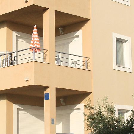 Apartments Kristina 米欧纳 外观 照片