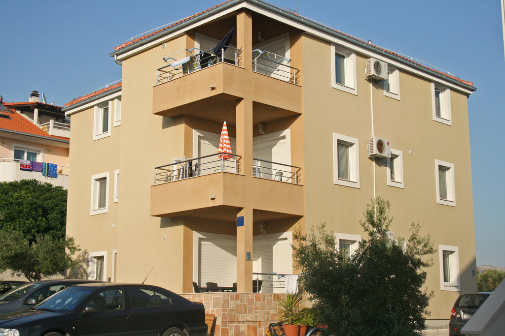 Apartments Kristina 米欧纳 外观 照片