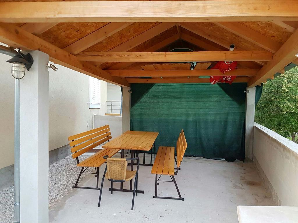 Apartments Kristina 米欧纳 外观 照片